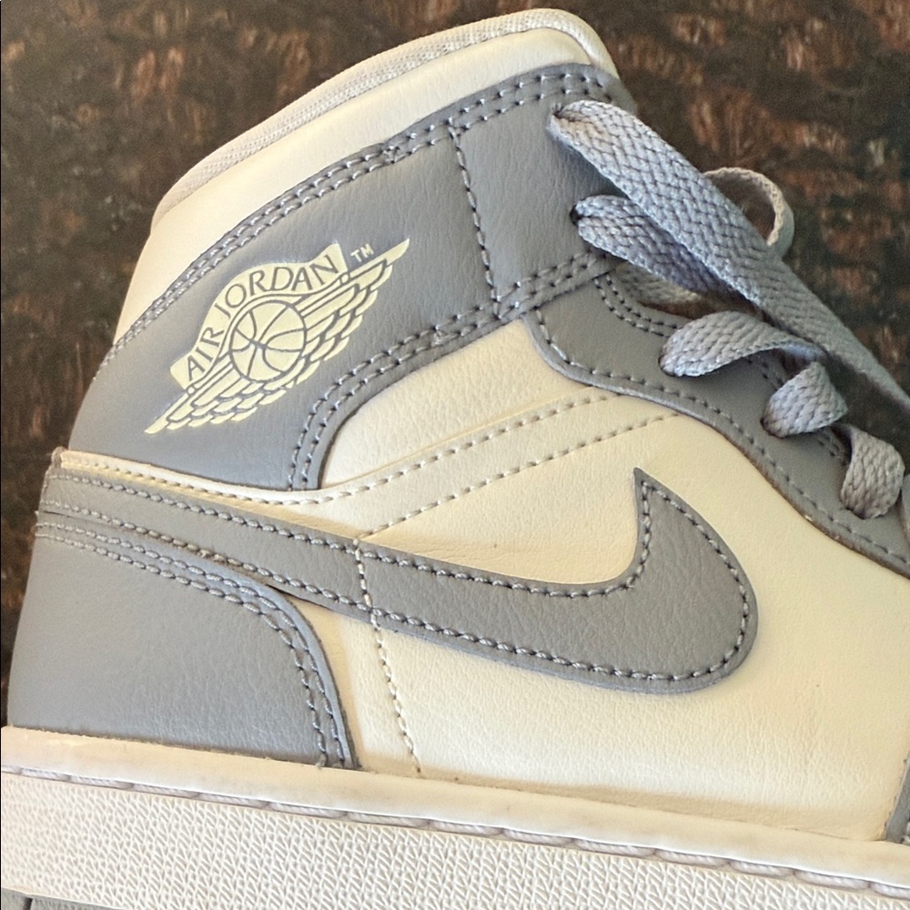 Jordan Women's Sneakers - Gray and Cream